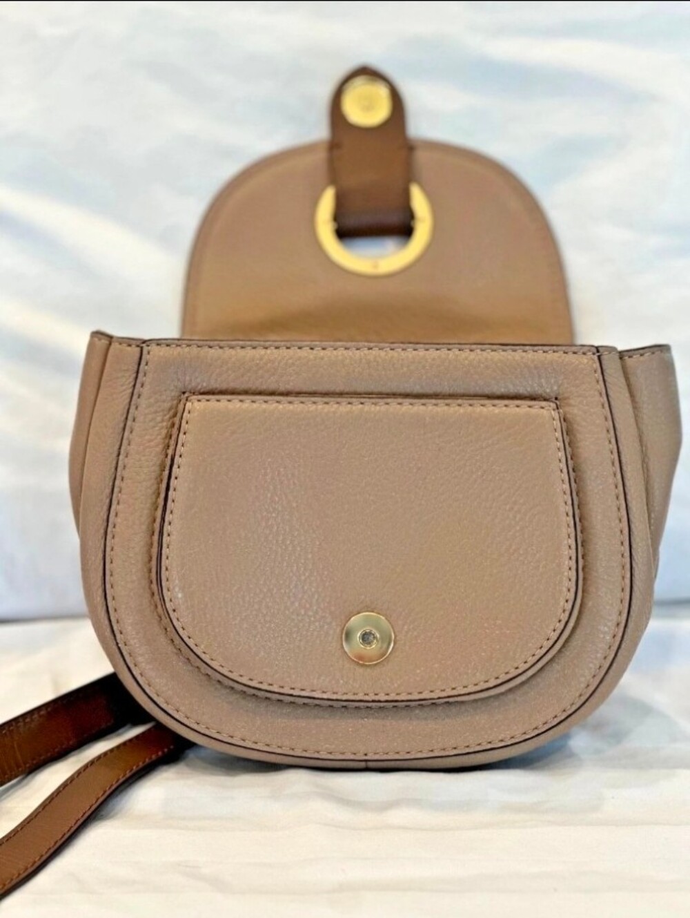Michael Kors Isadore Medium Top Handle Messenger | Leather | Crossbody - Picture 6 of 8